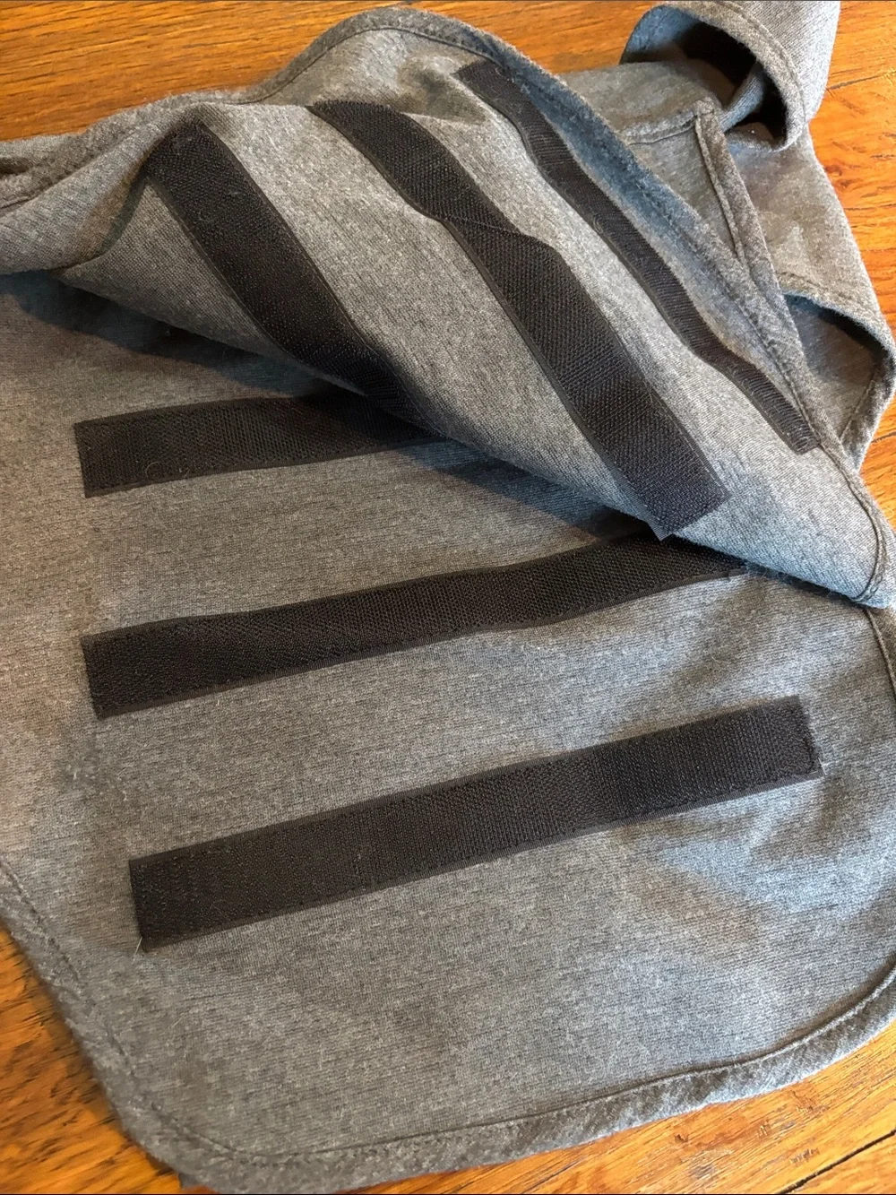 Thundershirt Dog Calming Anti anxiety in Heather Gray